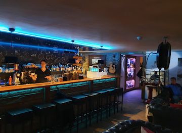 Bar 55