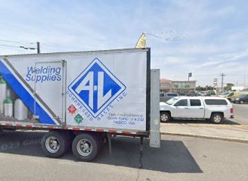 washington/kennewick/nightclub/the-village-tavern