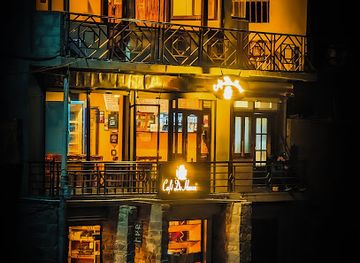 pakistan/karimabad/nightclub/cafe-de-hunza