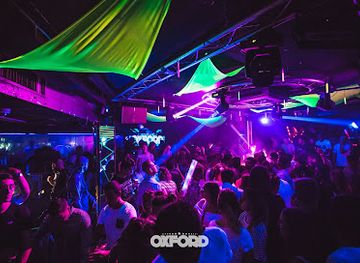 OXFORD CLUB
