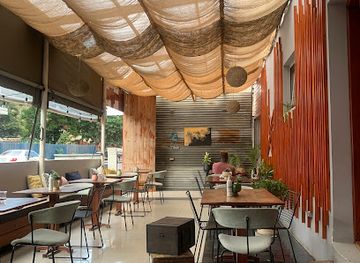 mozambique/maputo-city/nightclub/restaurante-open-bar-lounge