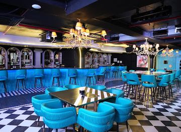 india/central-india/nightclub/cyclone-modern-dine-in-club