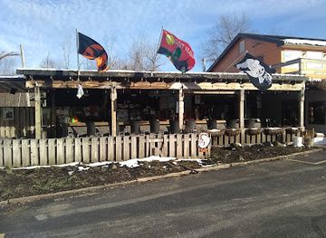 ohio/punderson-state-park/nightclub/world-famous-iron-horse-saloon