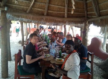 senegal/joal-fadiouth/nightclub/la-taverne-du-pecheur