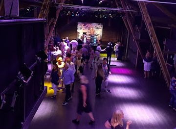 sweden/dalarna/nightclub/torp