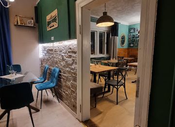 romania/bistrita-nasaud/nightclub/green-house-pub