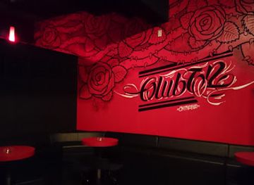 japan/okinawa/nightclub/c2