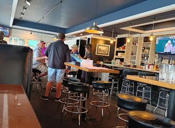 michigan/harbor-springs/nightclub/bar-harbor