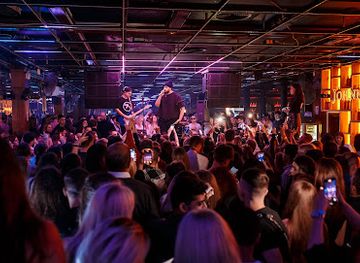 FIFTY. Hip-Hop & R'n'B Club
