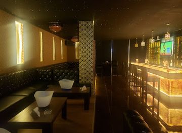 Roll-X Lounge