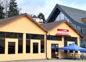 romania/rodnei-mountains/nightclub/jos-palaria