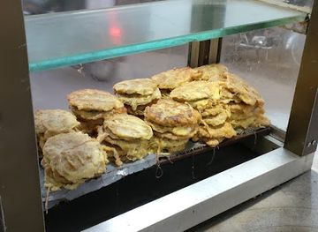 pakistan/multan/nightclub/sheikh-tika-bar-b-q