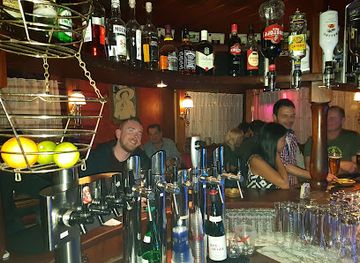 austria/mayrhofen/nightclub/piccadilly-pub-bar-sky-sports-bar