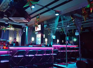 VINTAGE CLUB