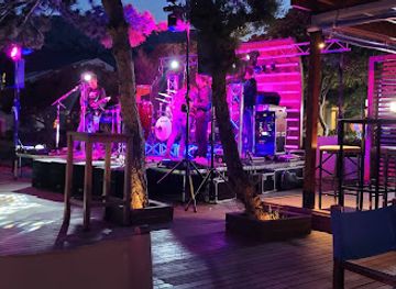 Porto Club Baška
