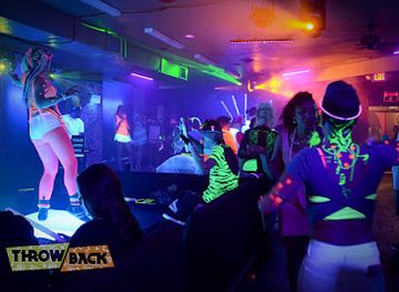 kansas/kansas-city/country-club-plaza/nightclub/throwback-kc