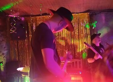 uruguay/colonia-del-sacramento/nightclub/criopoolbar