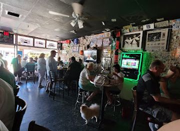 florida/st-petersburg/st-pete-beach/nightclub/swigwam-beach-bar