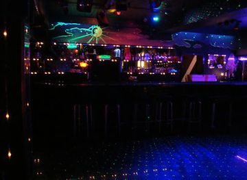 austria/lunersee/nightclub/blue-moon-table-dance-bar