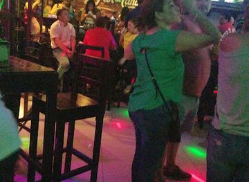 Woods Lounge Bar