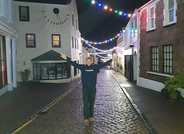 guernsey/alderney/nightclub/the-campania