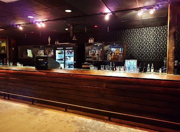 canada/pembina-valley/nightclub/cowboys