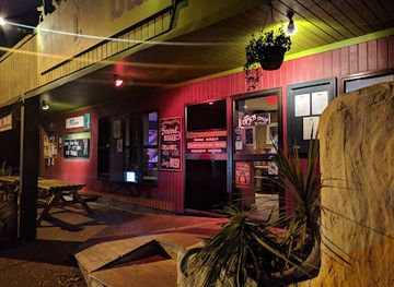 new-zealand/abel-tasman-national-park/nightclub/roots-bar