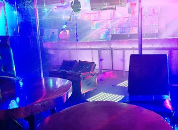 La NOCHÉ Discothèque Night Club