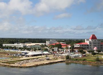 tonga/lifuka/nightclub/vuna-wharf