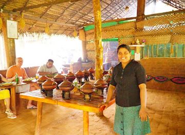 sri-lanka/polonnaruwa/nightclub/gemi-gedara