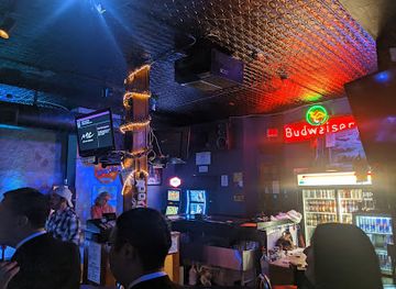 illinois/great-river-road/nightclub/bubby-sissy-s