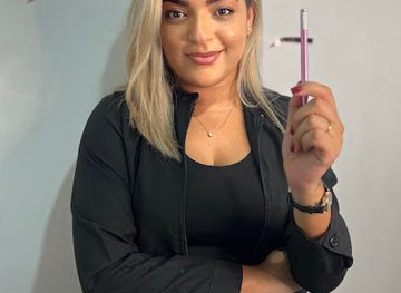 brazil/recife/olinda/nightclub/sueza-beauty