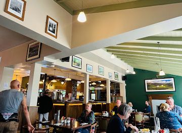 ireland/glendalough/nightclub/casey-s-bar-bistro