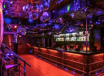 lithuania/vilnius/naujamiestis/nightclub/mazzor-night-club