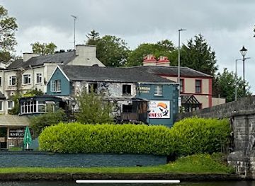 ireland/county-leitrim/nightclub/gings-bar