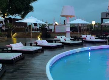 brazil/florianopolis/jurere-internacional/nightclub/p12-jurere-parador-12