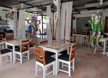 belize/orange-walk-district/nightclub/buddha-restaurant-and-lounge