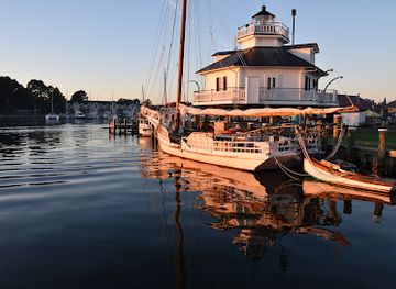 maryland/chesapeake-bay-maritime-museum/nightclub/1879-hooper-strait-lighthouse-cbmm