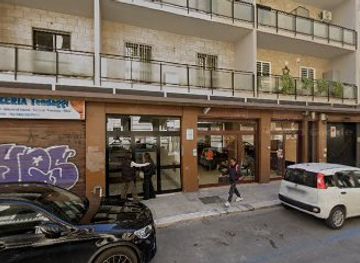 italy/bari/bari-vecchia/nightclub/parcheggio