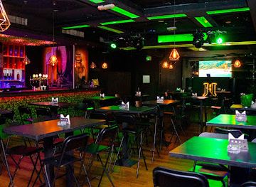 qatar/doha/souq-waqif/nightclub/junction-resto-bar