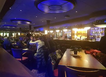 netherlands/volendam/nightclub/bowling-en-partycentrum-de-zedde