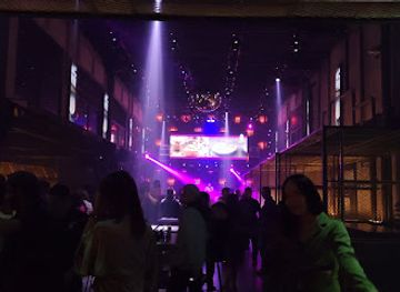 indonesia/jakarta/east-jakarta/nightclub/embassy-lounge-jakarta