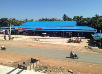 cambodia/stung-treng/nightclub/seang-hai-night