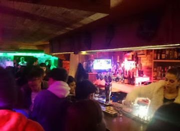 france/chamonix-mont-blanc/nightclub/le-cabanon-chamonix