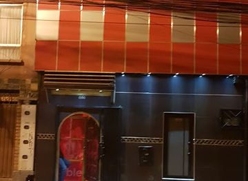 bolivia/la-paz-valley/nightclub/luz-de-luna