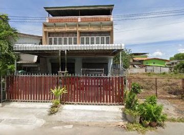 thailand/kanchanaburi/tha-maka/nightclub/karaoke