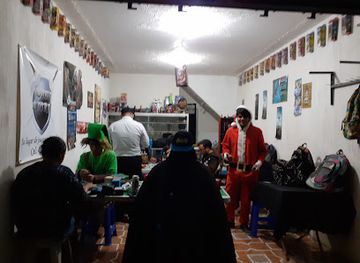 guatemala/chichicastenango-market/nightclub/hobbie-store