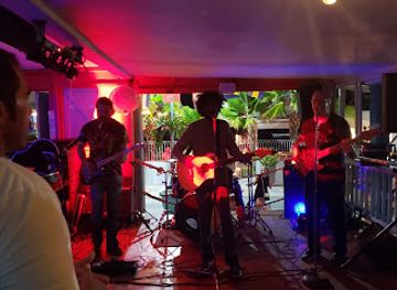 barbados/st-lawrence-gap/nightclub/the-dive