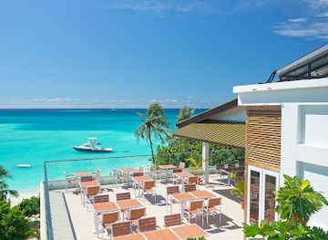 maldives/fulidhoo/nightclub/luau-beach-inn-maldives