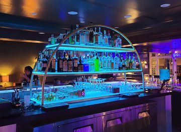 california/pleasanton/nightclub/middle-8